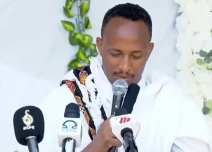 Zinabu Gebremedhin Calls for Dialogue at Timket Event